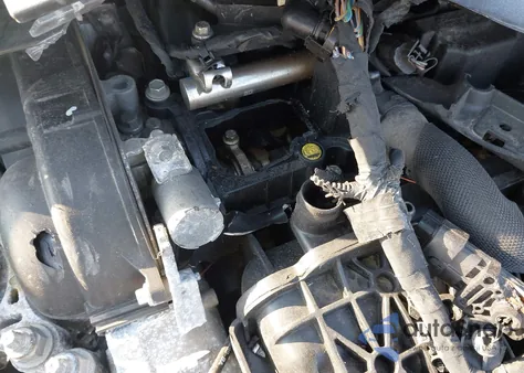 2018 Ford Escape Se from USA, damaged, VIN 1FMCU9GD8JUD08246